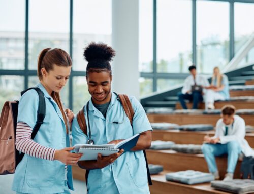 Best Colleges that Offer Associate Degree in Nursing Online?