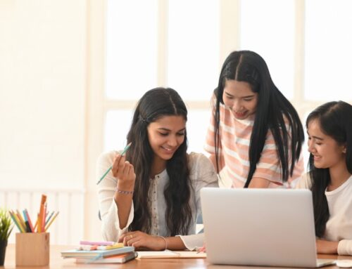 Best Online College Associates Degree in 2025?