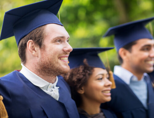 Your Guide to Finding and Winning Scholarships for High School Seniors