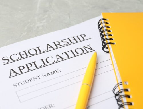 How to Find and Win College Scholarship Opportunities